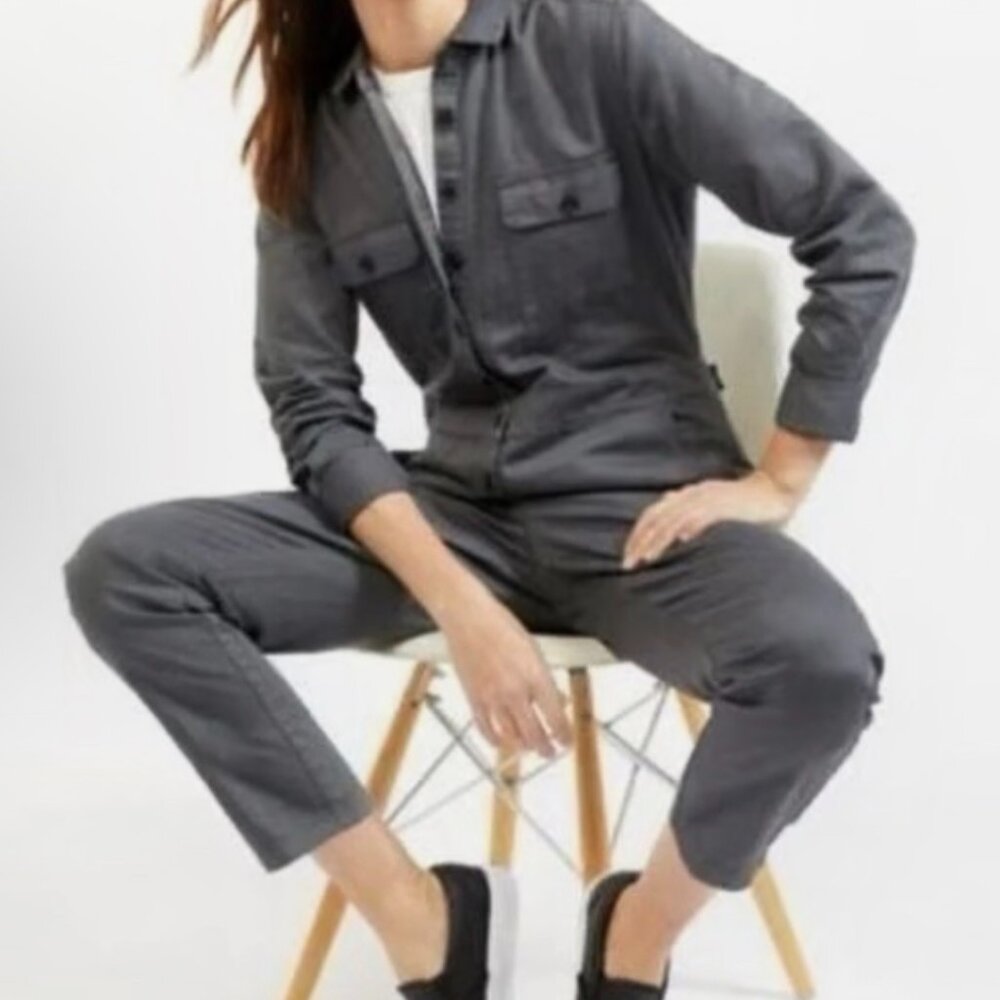 Outerknown SEA Jumpsuit Sz M storm gray button up long sleeve coveralls Pockets!
